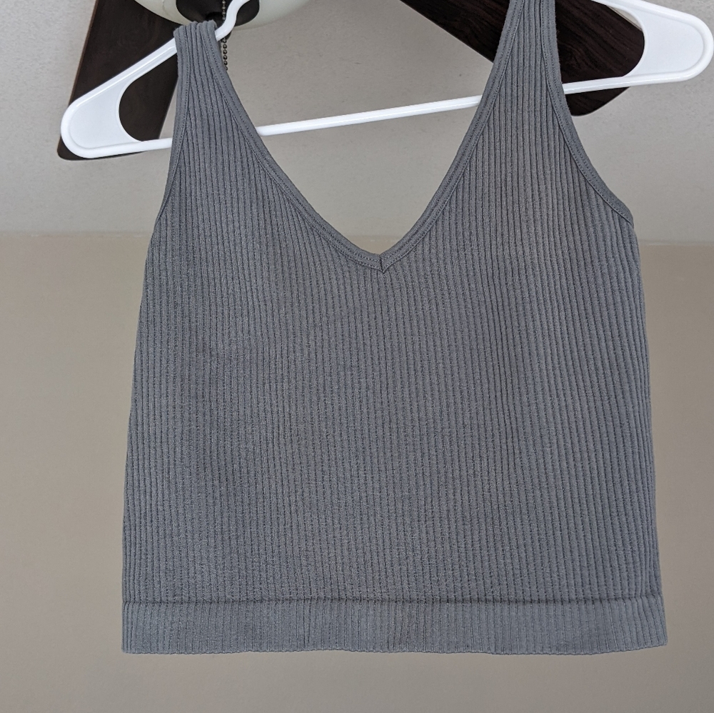 Urban Outfitters Ribbed Crop Top